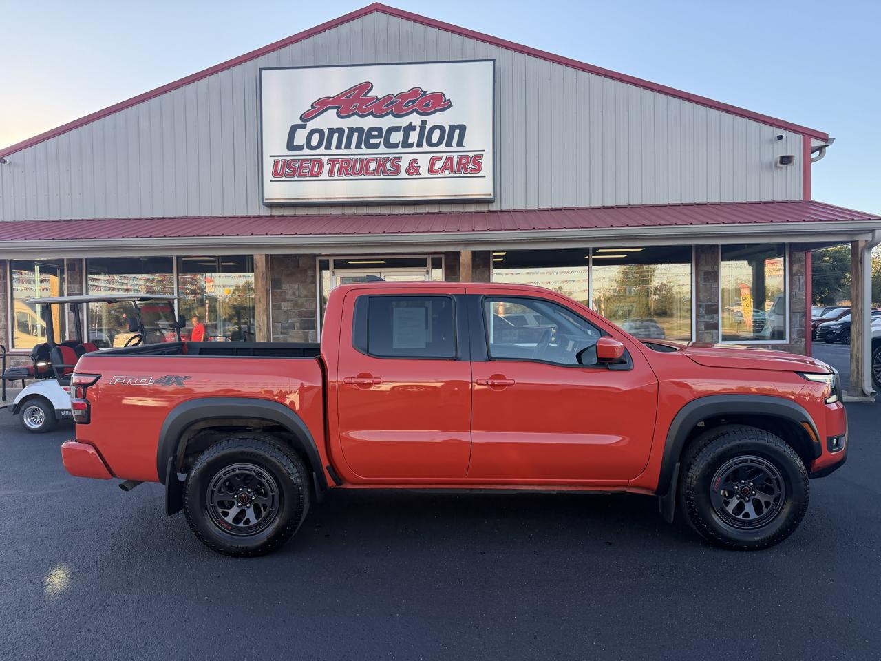 Nissan Frontier Crew Cab 4x4 PRO-4X 2025