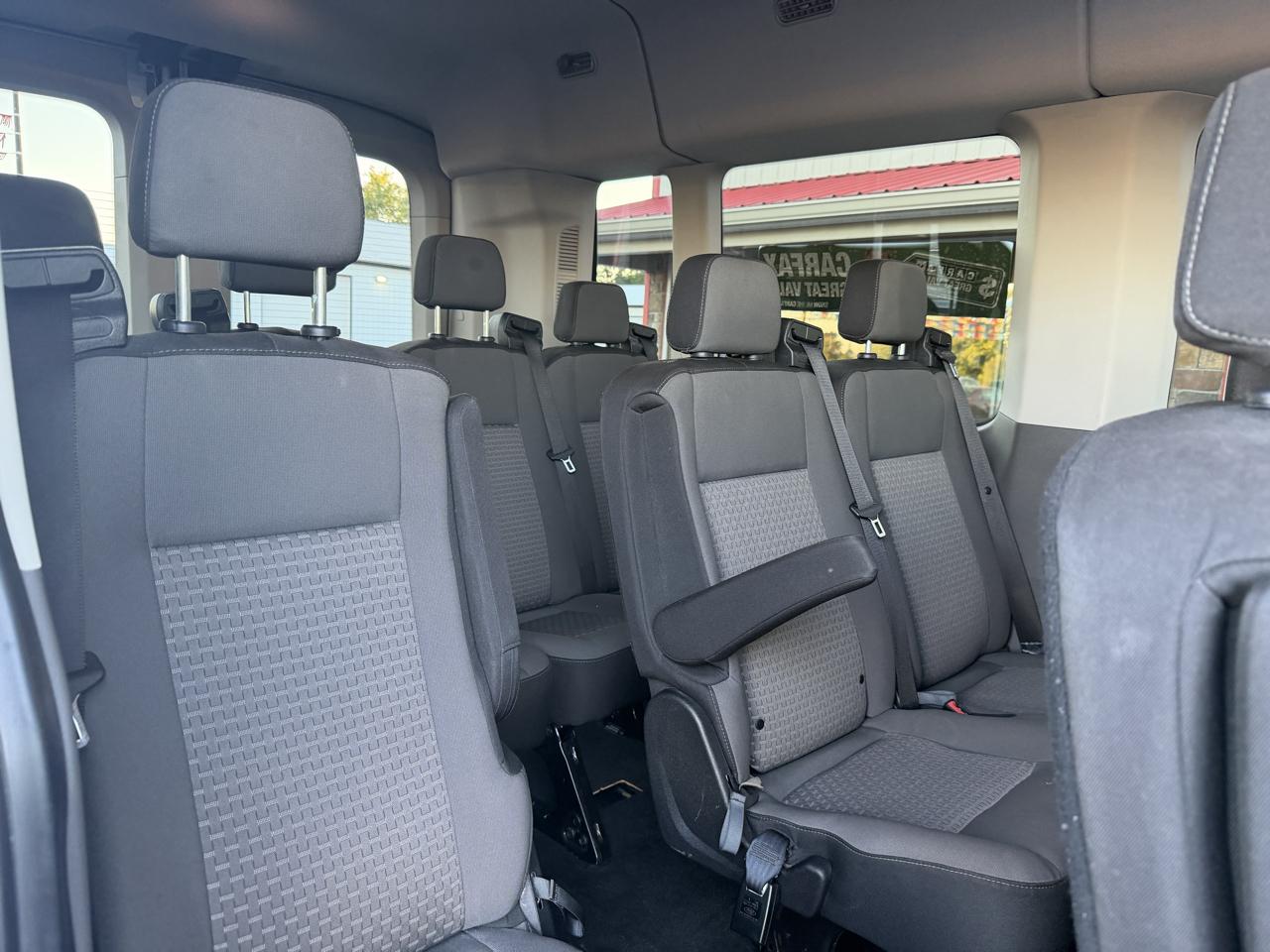 Ford Transit Passenger Wagon T-350 148" Med Roof XLT RWD 2023