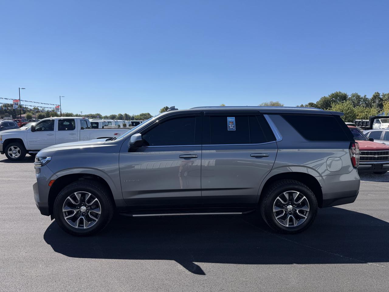 Chevrolet Tahoe photo 8