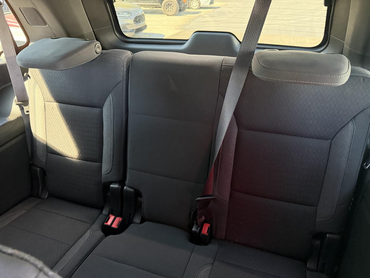 Chevrolet Tahoe photo 19