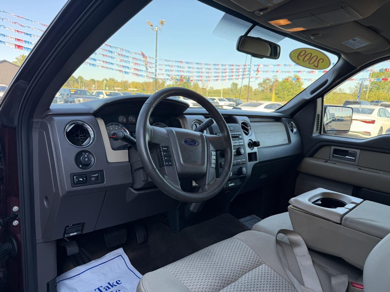 Ford F-150 2WD SuperCrew 145" XLT 2009