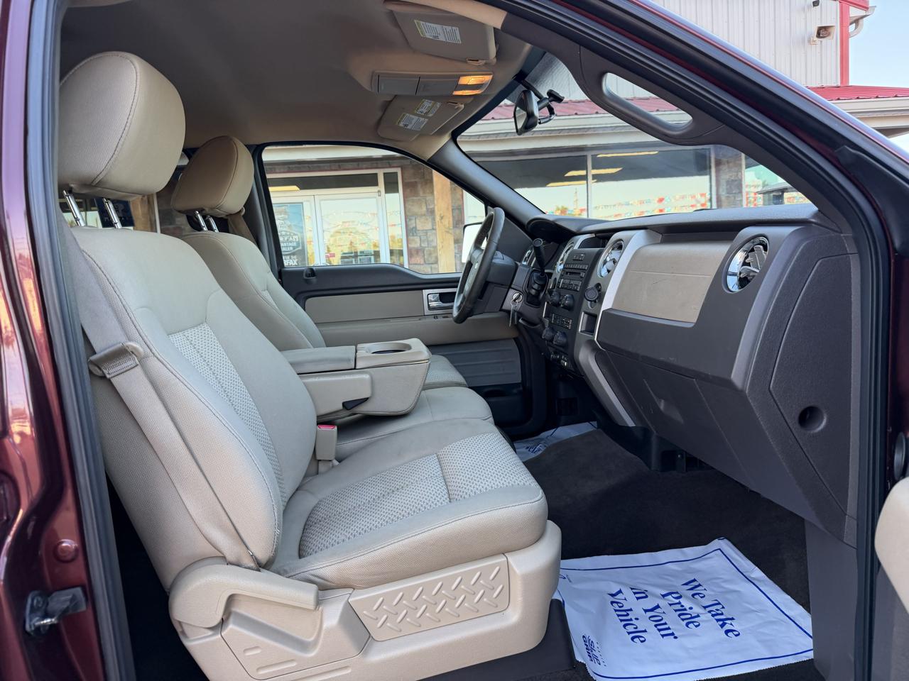 Ford F-150 2WD SuperCrew 145" XLT 2009