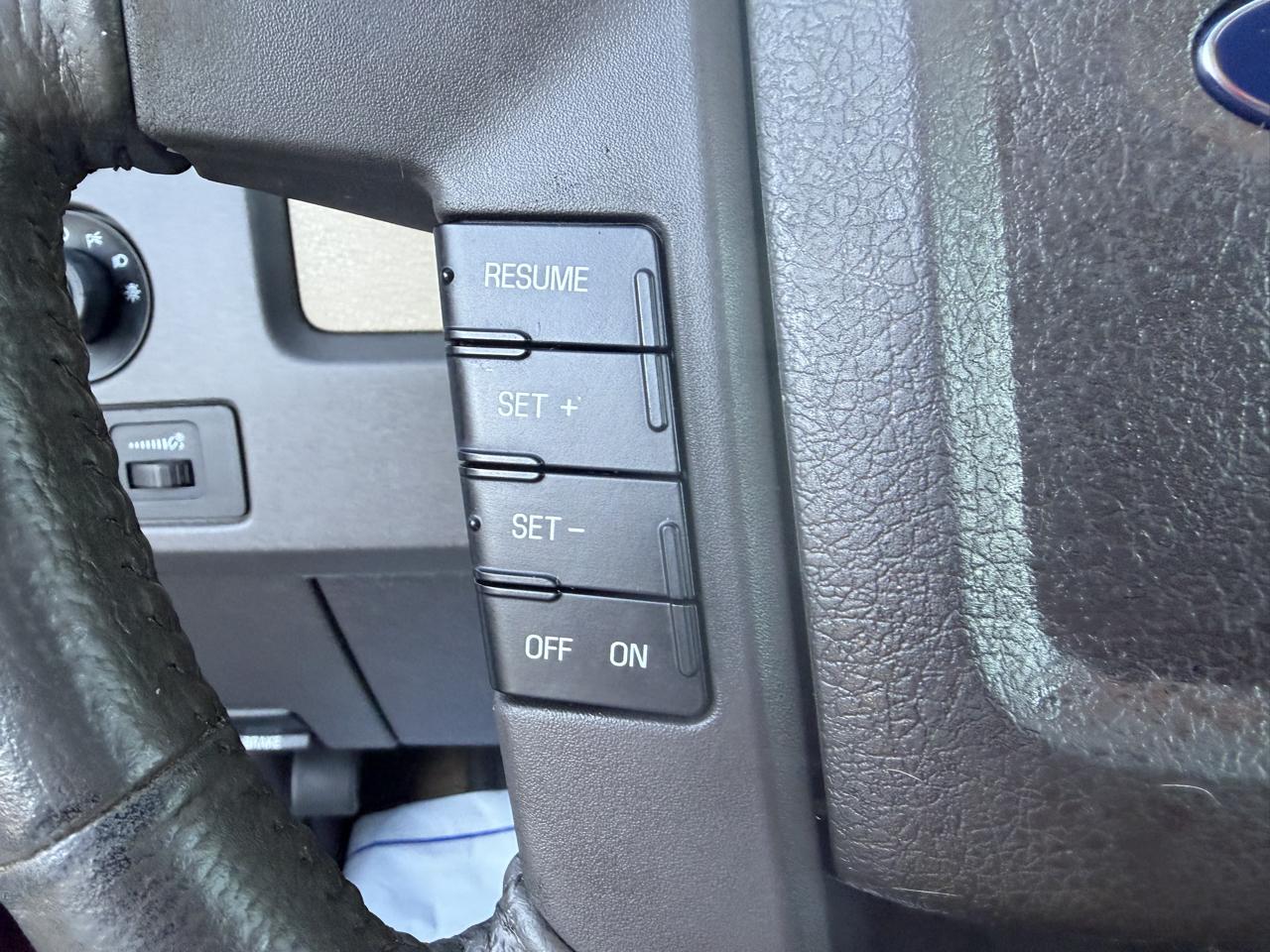 Ford F-150 2WD SuperCrew 145" XLT 2009