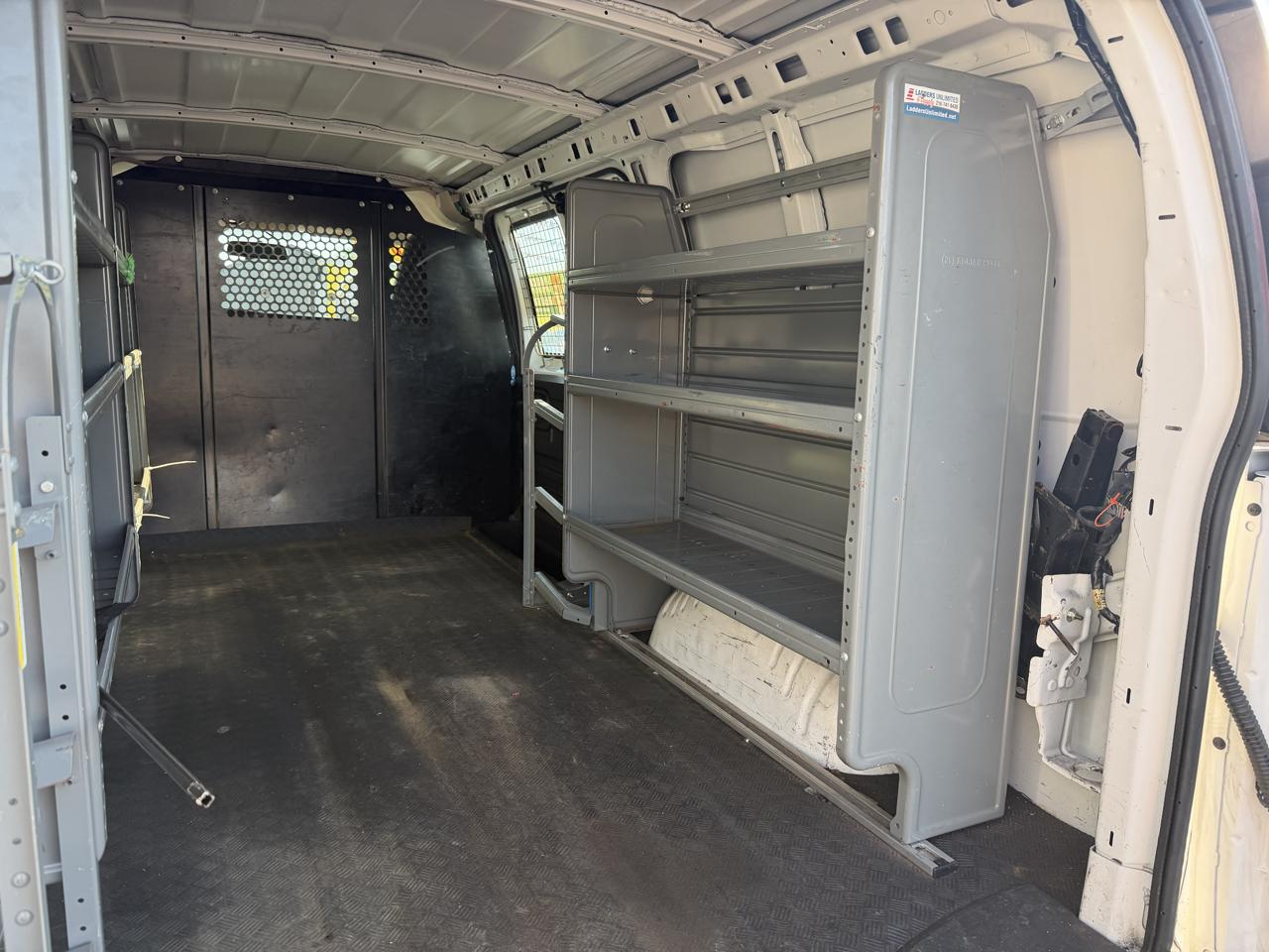 Chevrolet Express Cargo Van RWD 2500 135" 2021