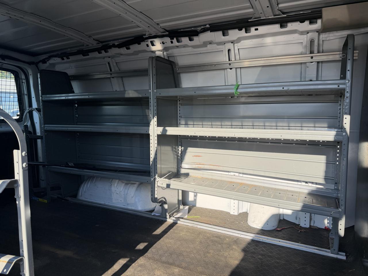 Chevrolet Express Cargo Van RWD 2500 135" 2021