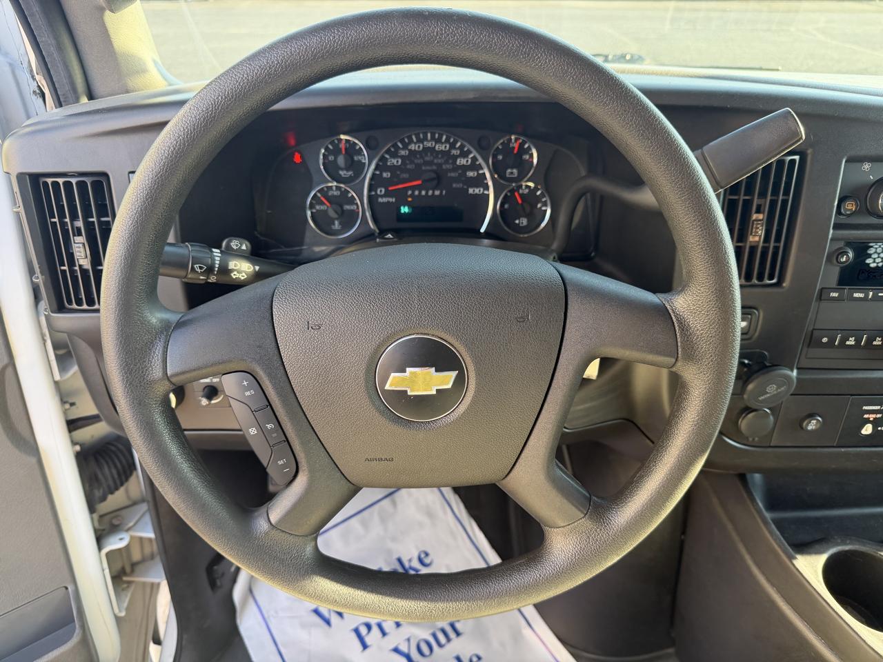 Chevrolet Express Cargo Van RWD 2500 135" 2021
