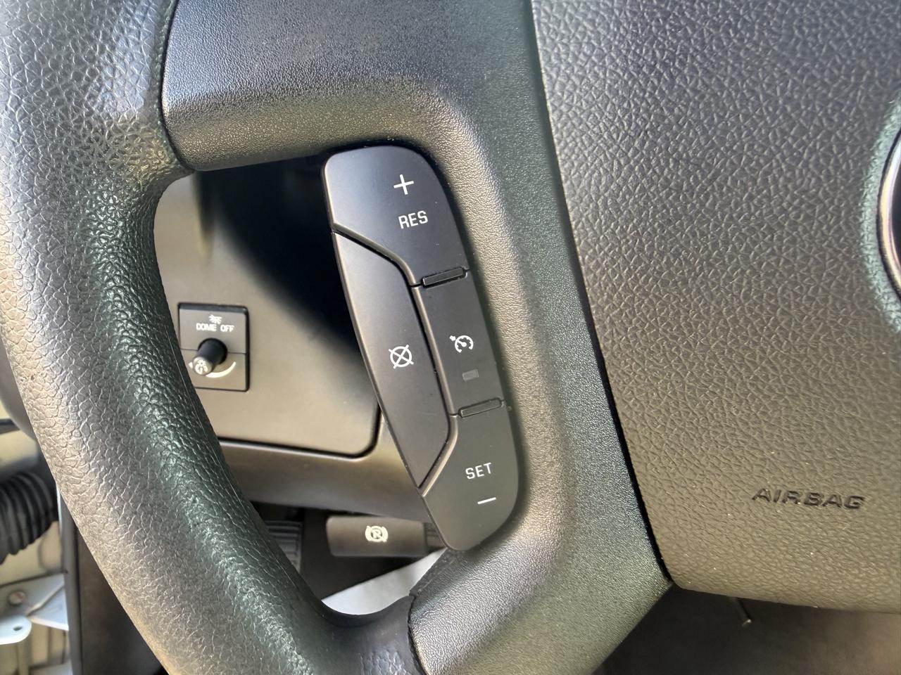 Chevrolet Express Cargo Van RWD 2500 135" 2021