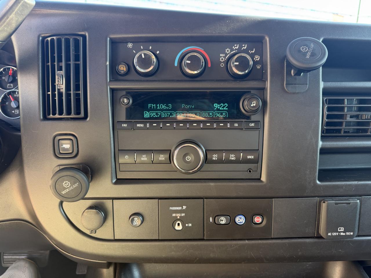Chevrolet Express Cargo Van RWD 2500 135" 2021