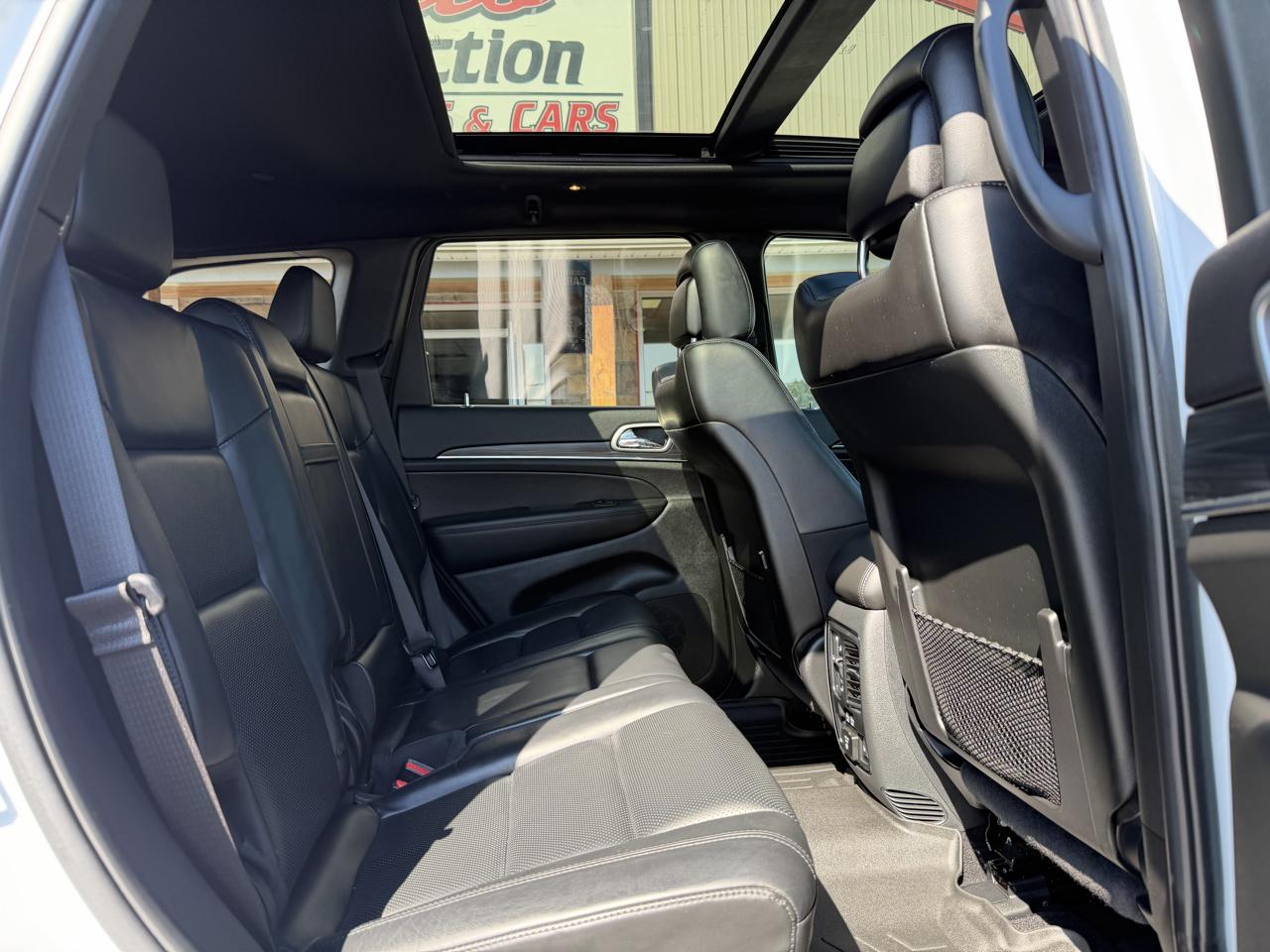 Jeep Grand Cherokee photo 20