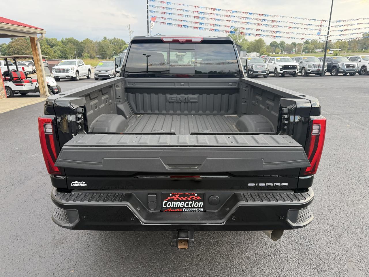 GMC Sierra 2500HD 4WD Crew Cab 159" Denali 2026