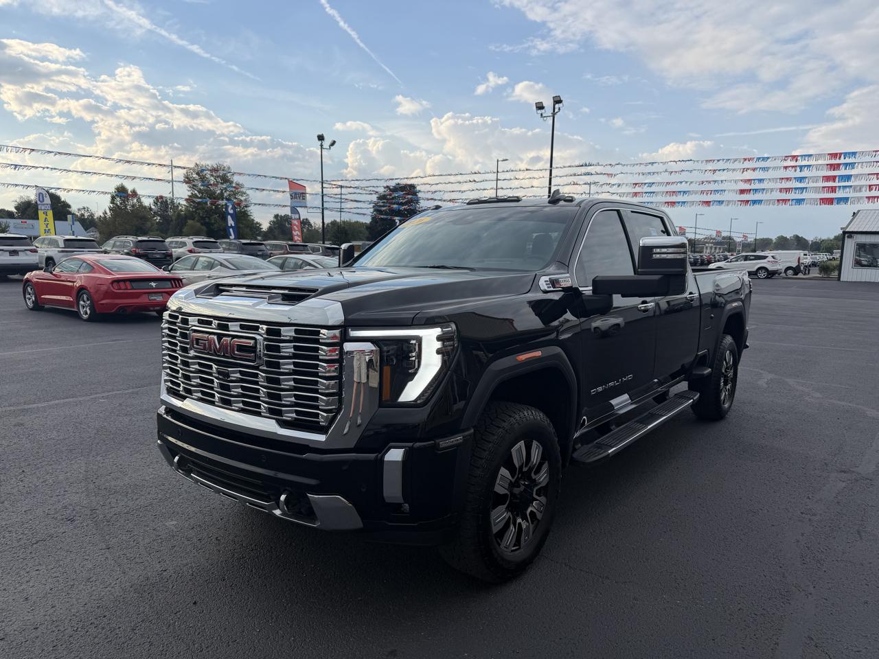 GMC Sierra 2500HD 4WD Crew Cab 159" Denali 2026