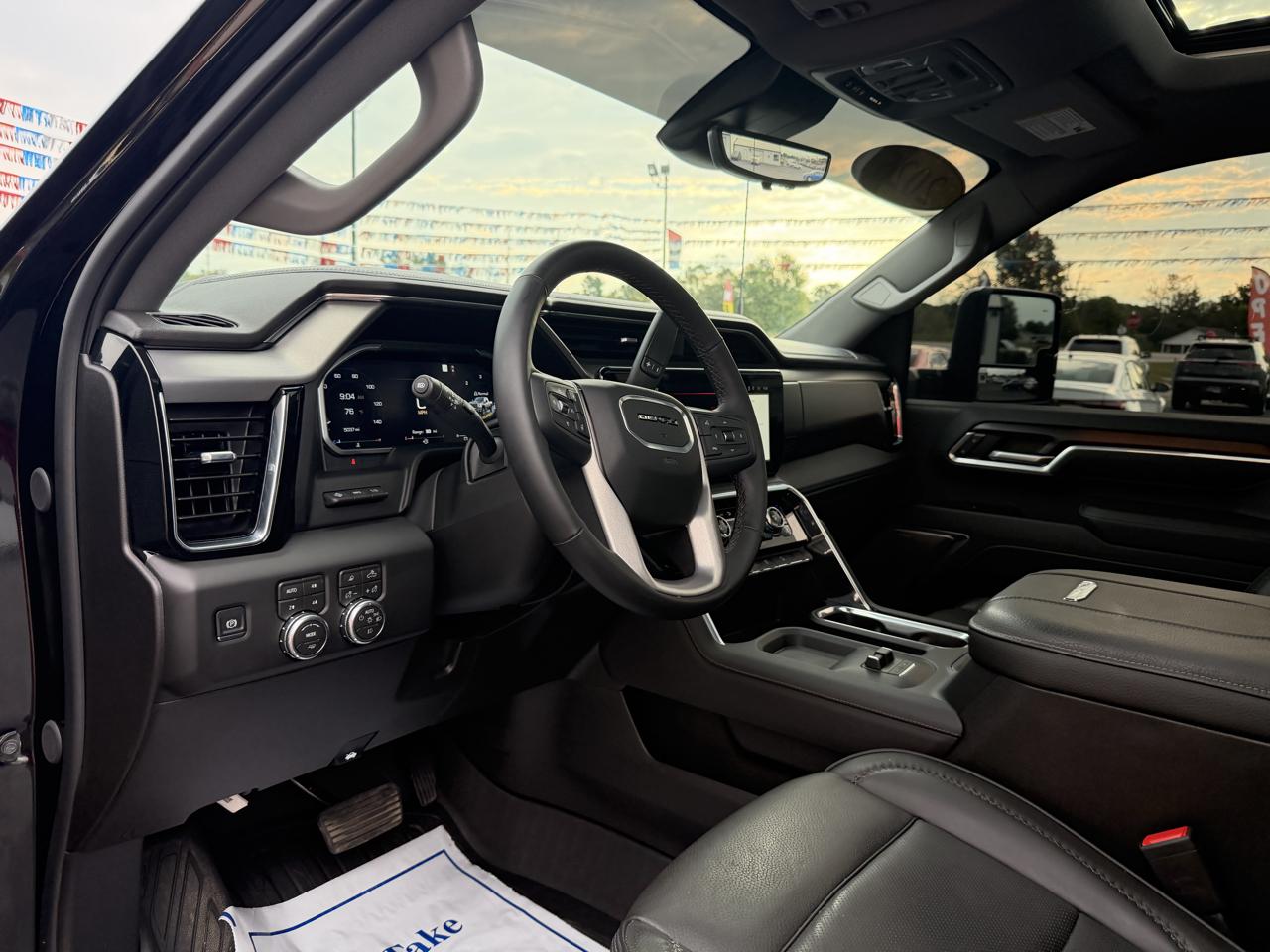 GMC Sierra 2500HD 4WD Crew Cab 159" Denali 2026