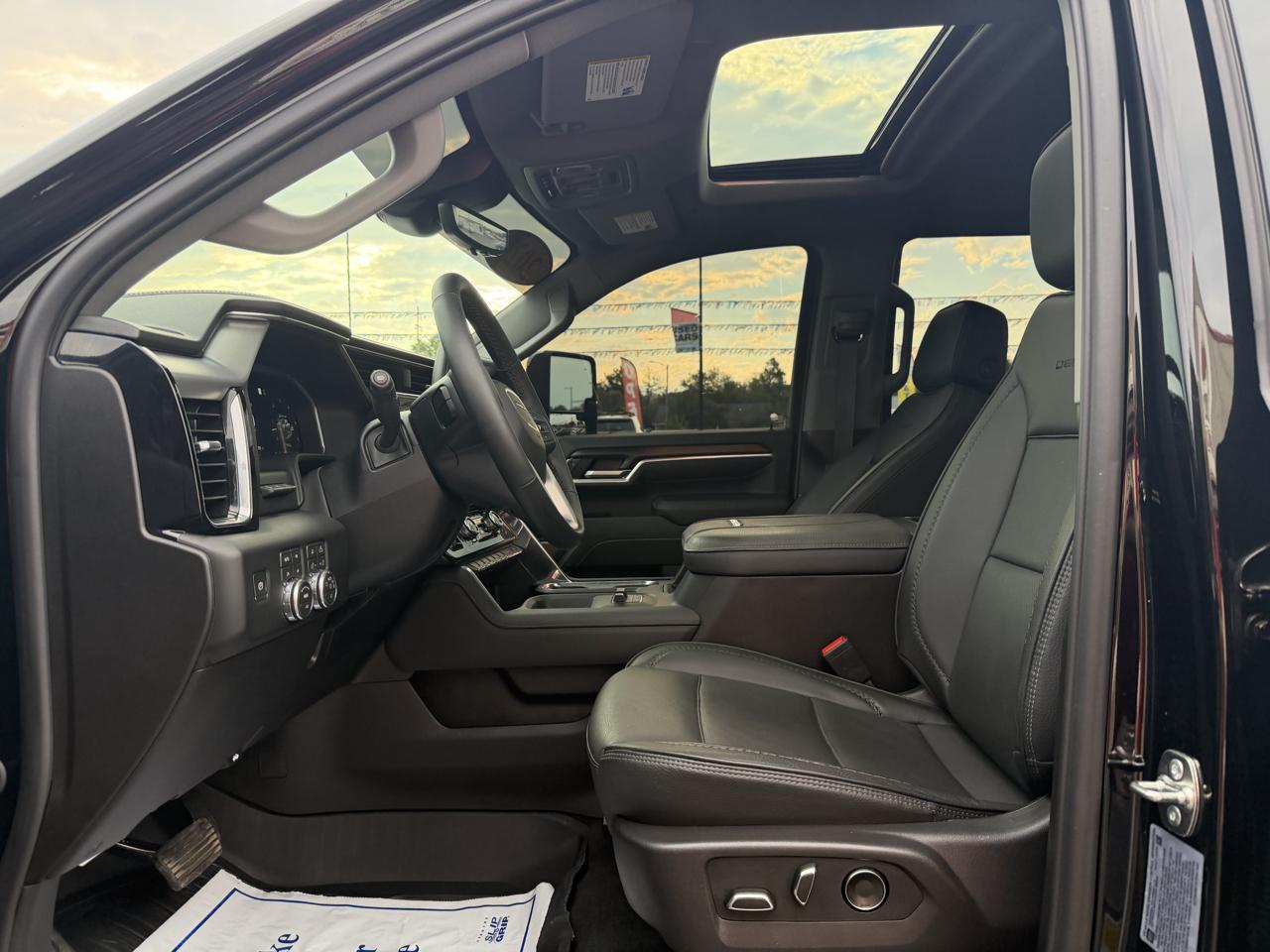 GMC Sierra 2500HD 4WD Crew Cab 159" Denali 2026