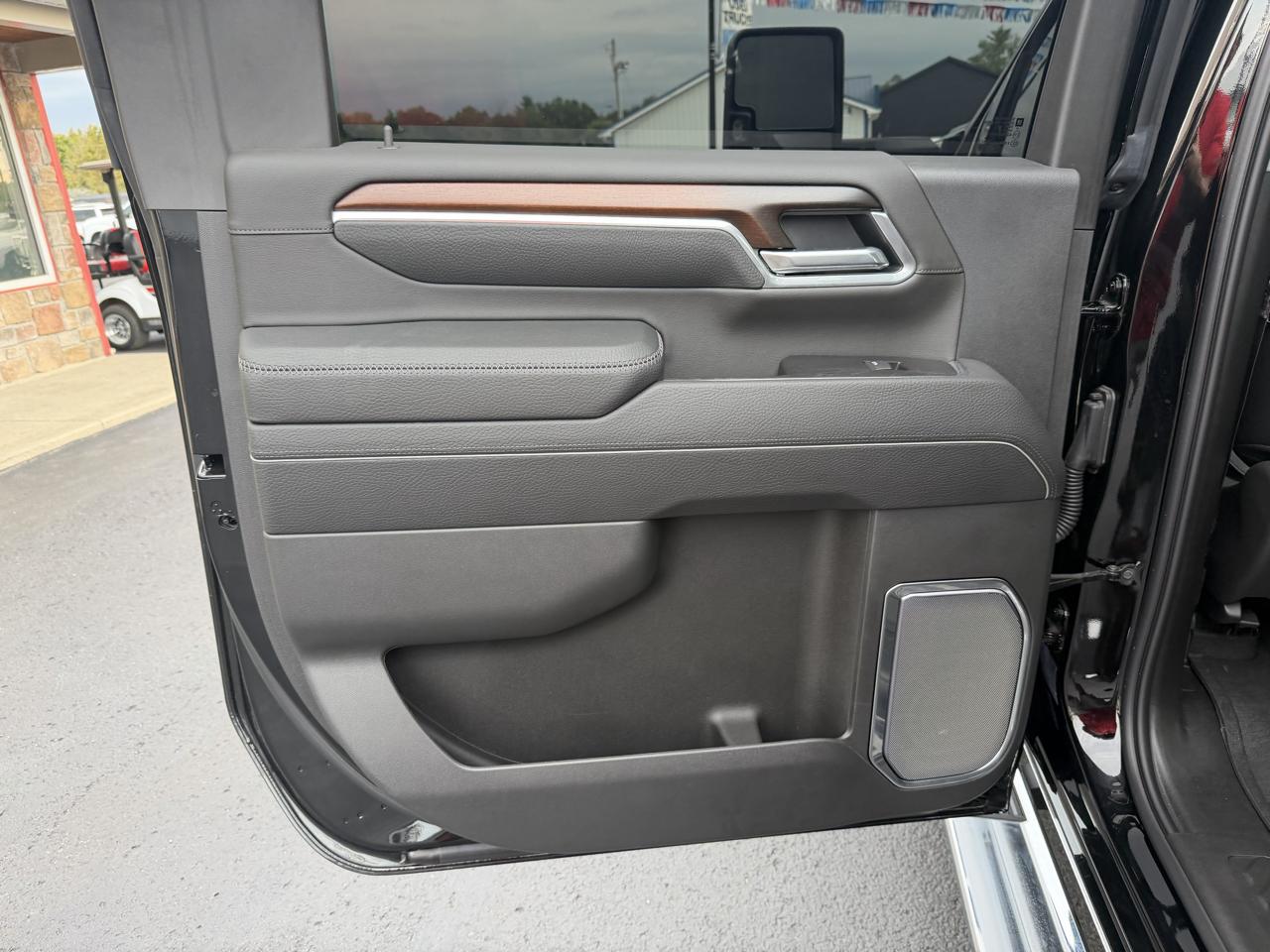 GMC Sierra 2500HD 4WD Crew Cab 159" Denali 2026