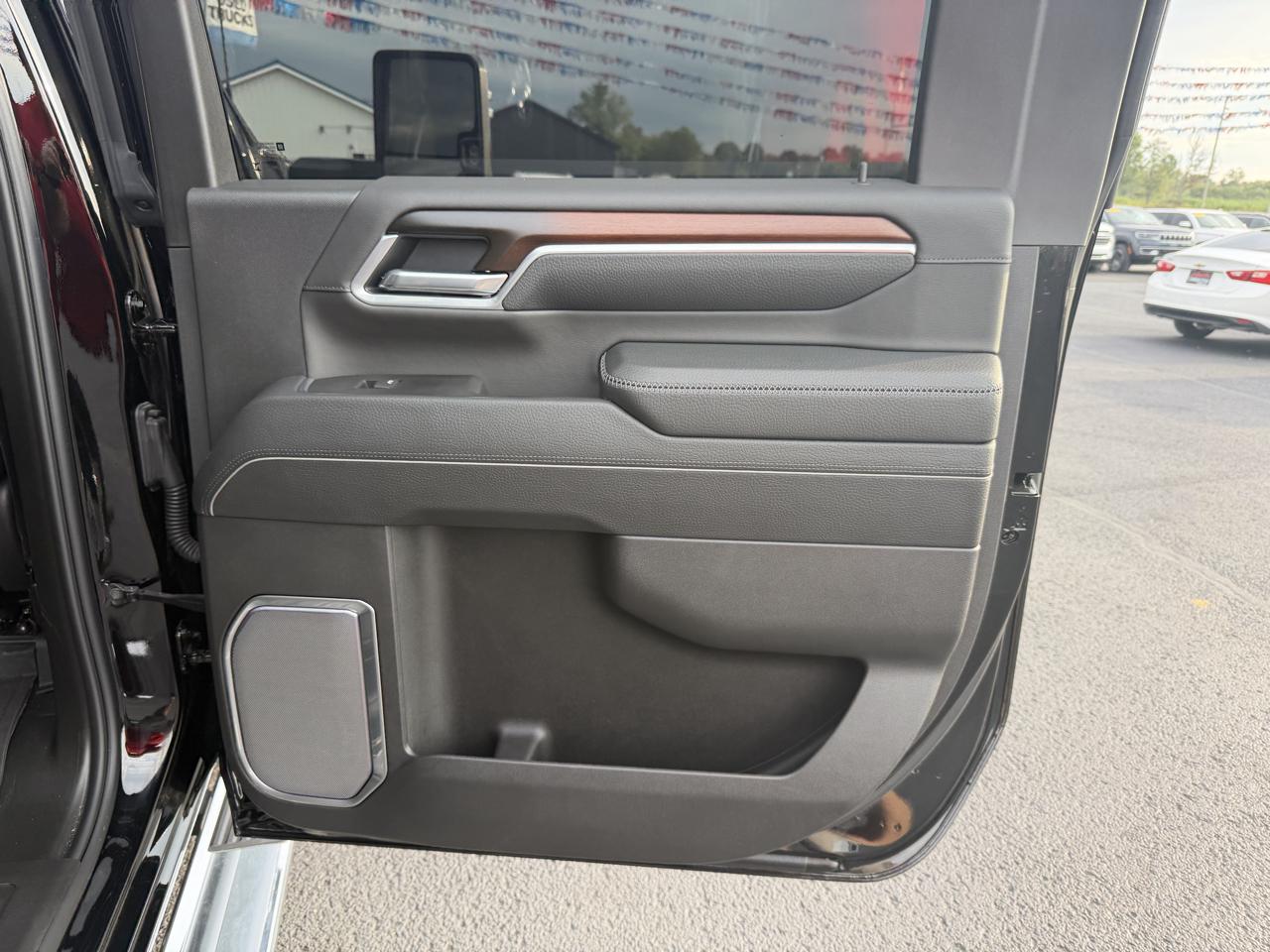 GMC Sierra 2500HD 4WD Crew Cab 159" Denali 2026