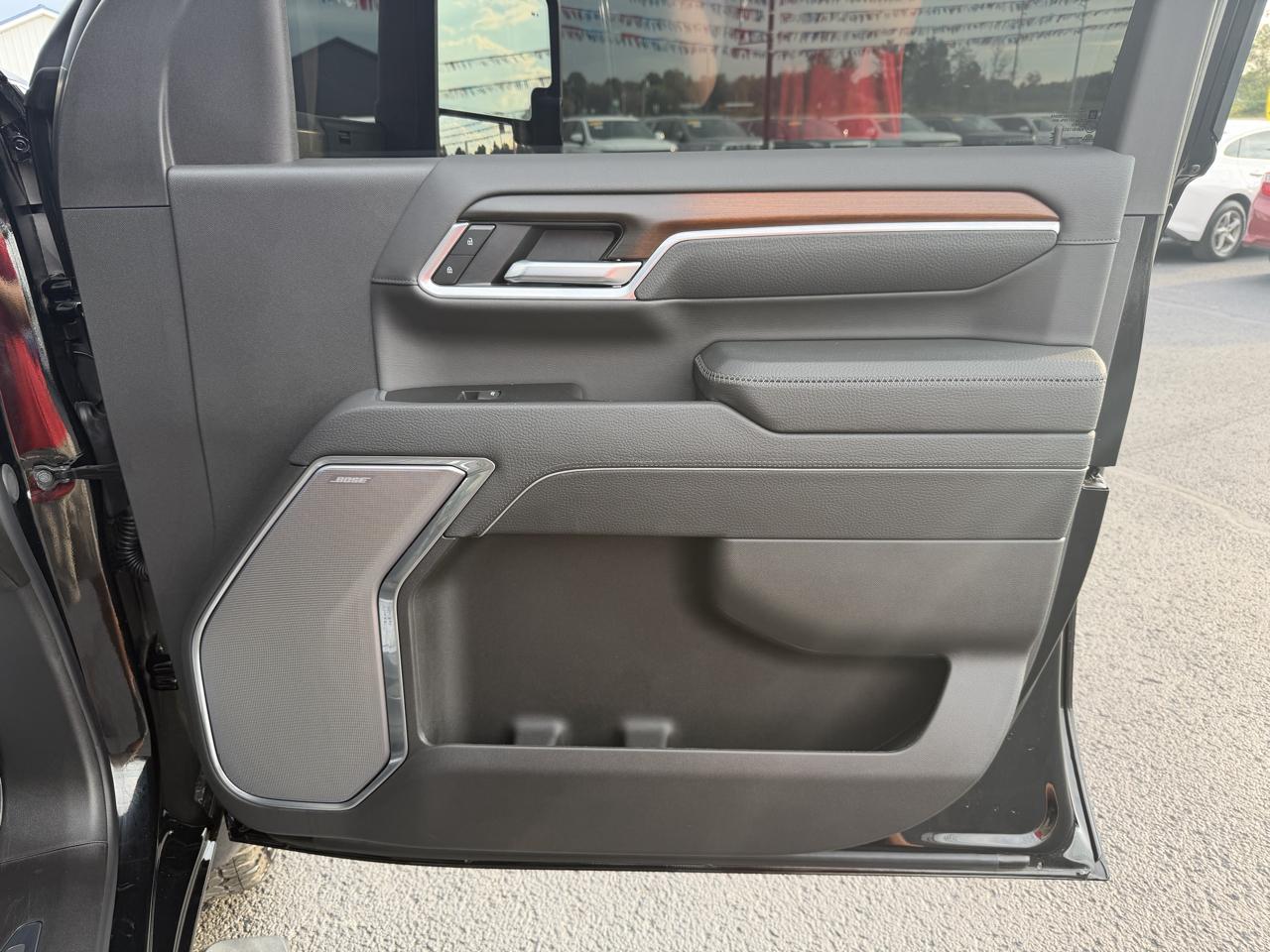 GMC Sierra 2500HD 4WD Crew Cab 159" Denali 2026