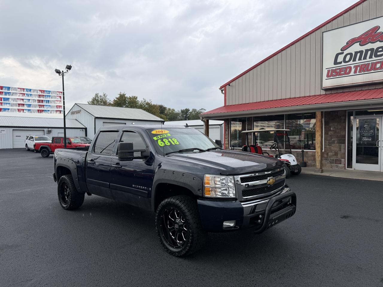 2007 Chevrolet Silverado 1500 4WD Crew Cab 143.5" LT w/1LT