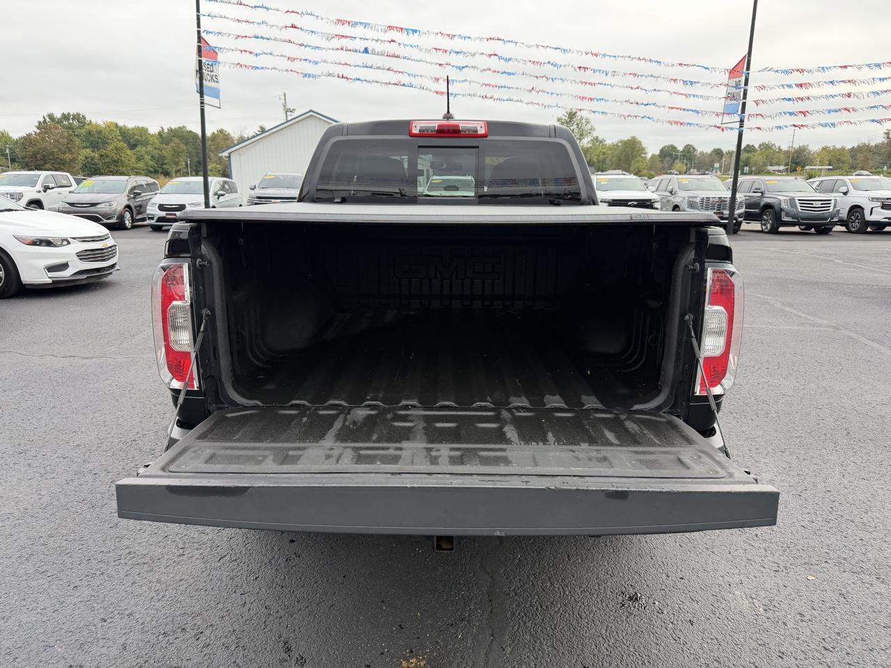 GMC Canyon 4WD Crew Cab 128" AT4 w/Cloth 2021