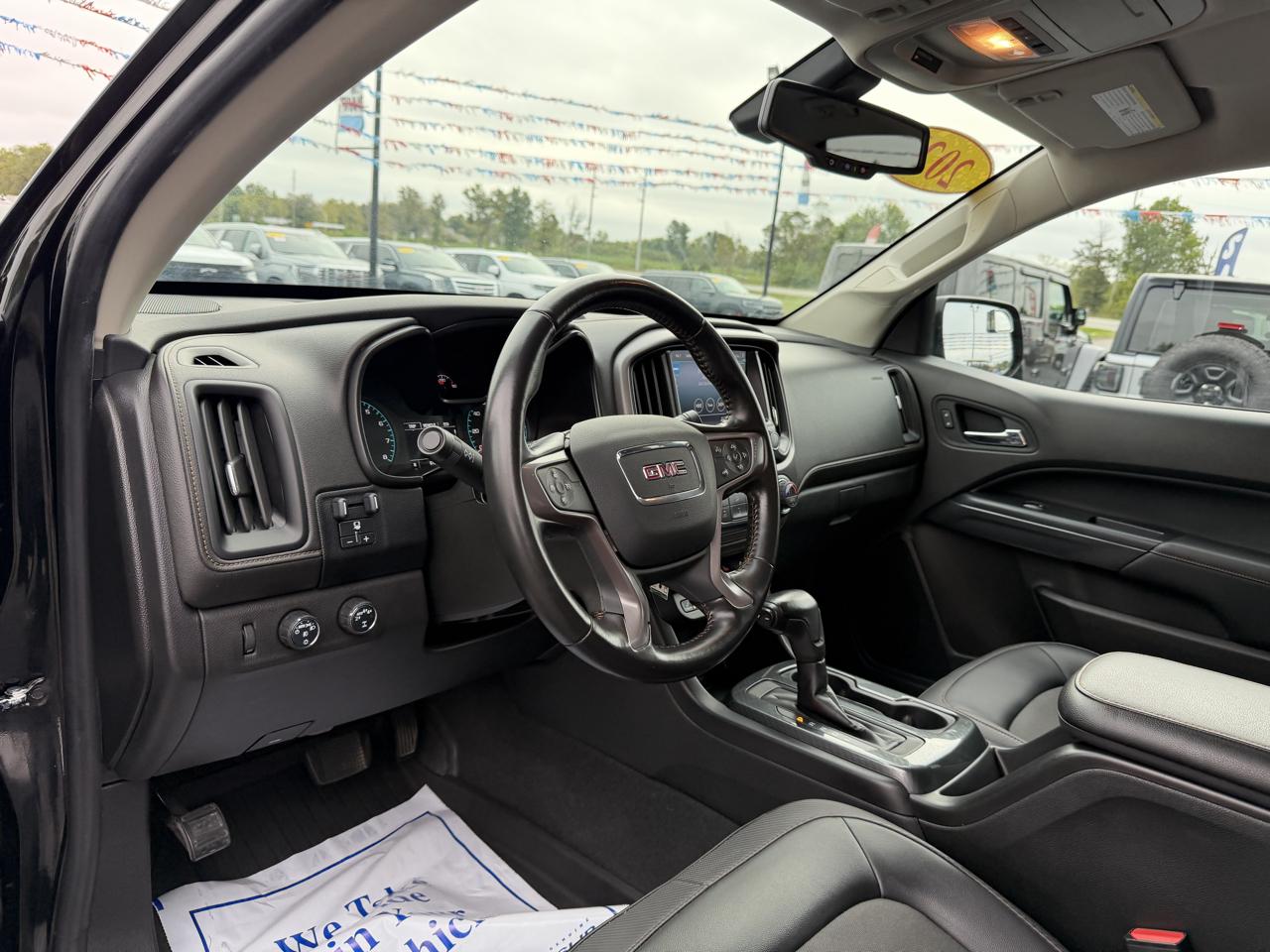 GMC Canyon 4WD Crew Cab 128" AT4 w/Cloth 2021
