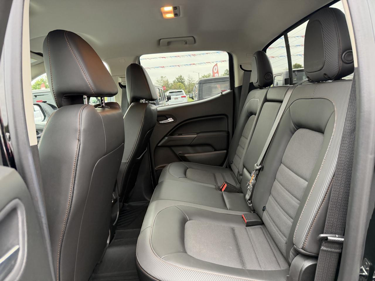GMC Canyon 4WD Crew Cab 128" AT4 w/Cloth 2021