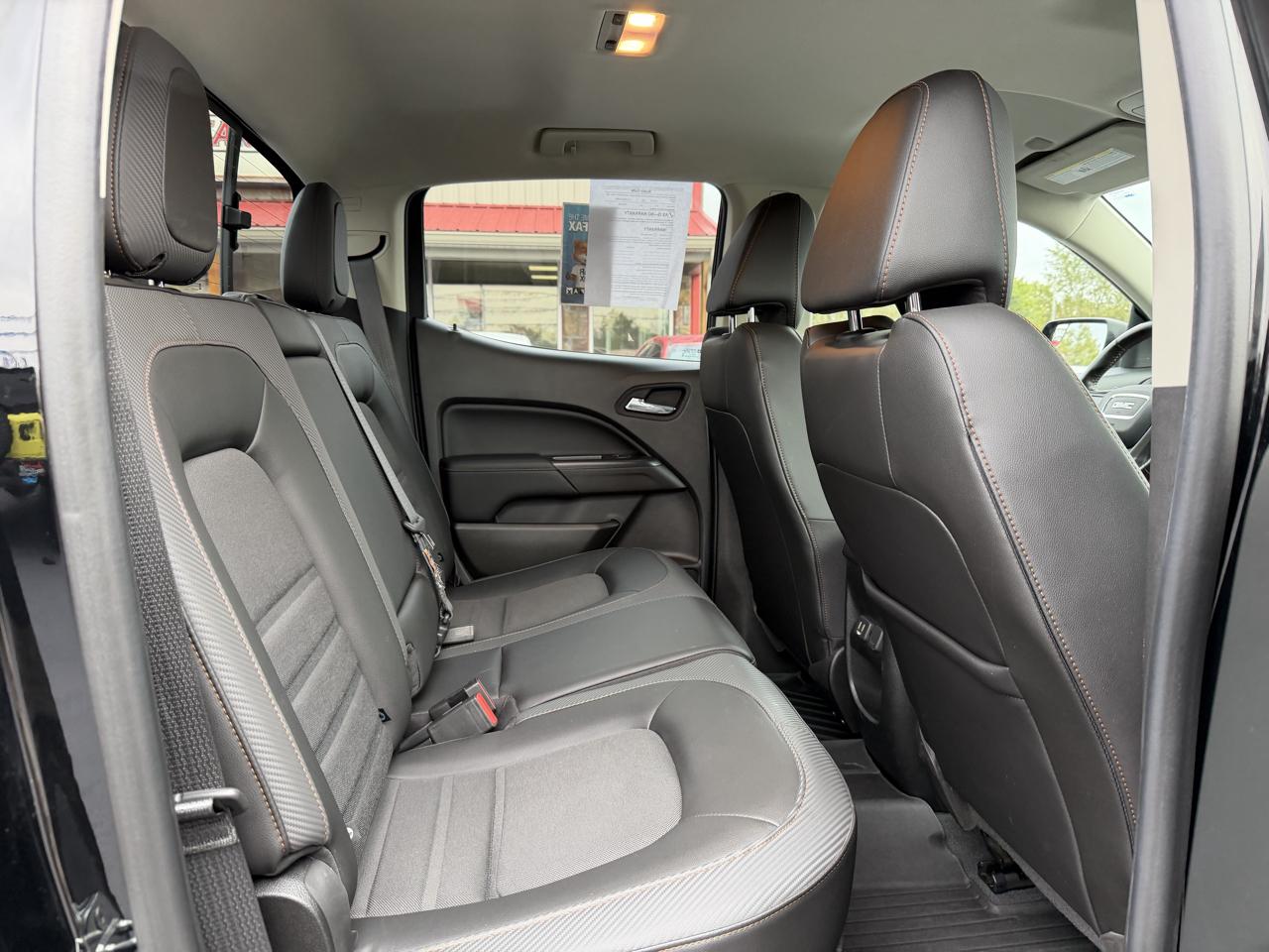 GMC Canyon 4WD Crew Cab 128" AT4 w/Cloth 2021