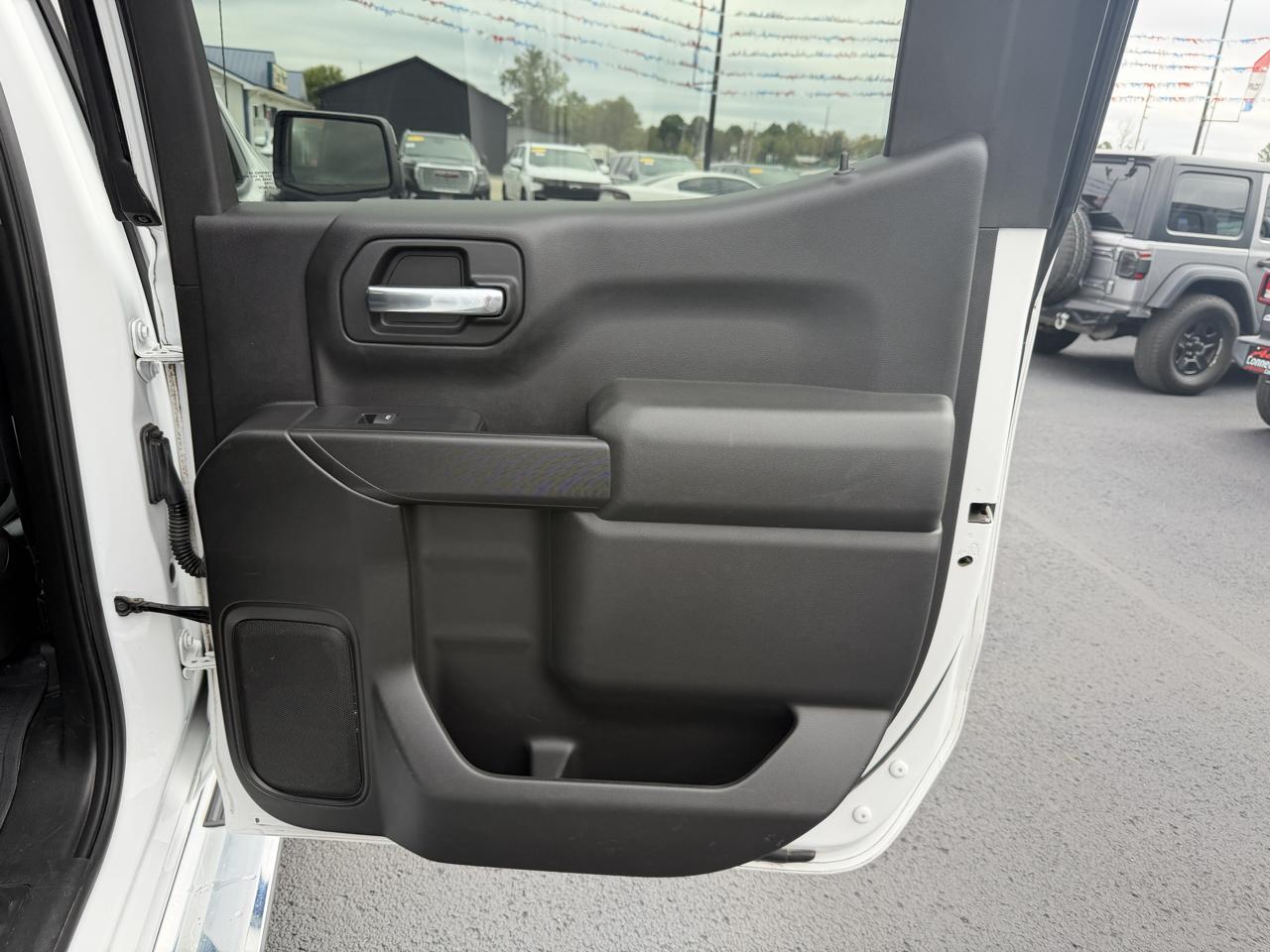 Chevrolet Silverado 1500 4WD Crew Cab 147" LT 2019