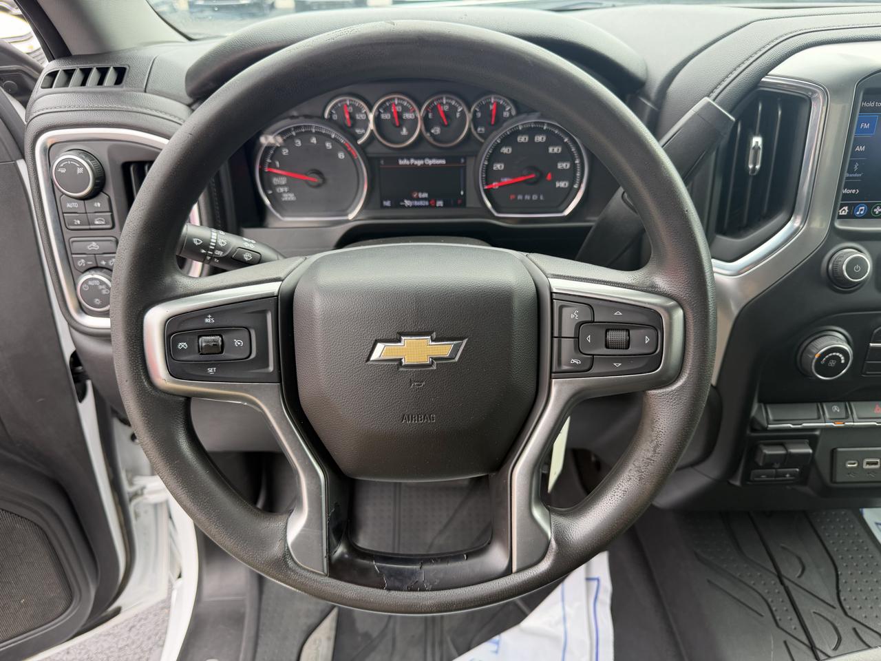 Chevrolet Silverado 1500 4WD Crew Cab 147" LT 2019