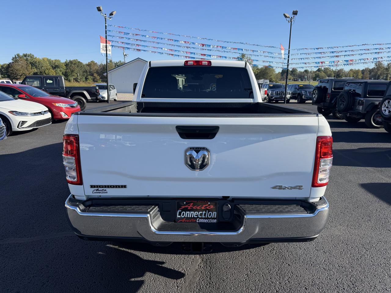 RAM 2500 Big Horn 4x4 Crew Cab 6'4" Box 2024