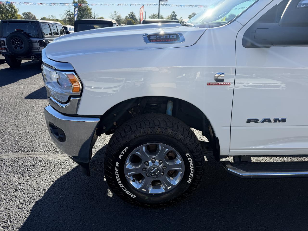 RAM 2500 Big Horn 4x4 Crew Cab 6'4" Box 2024