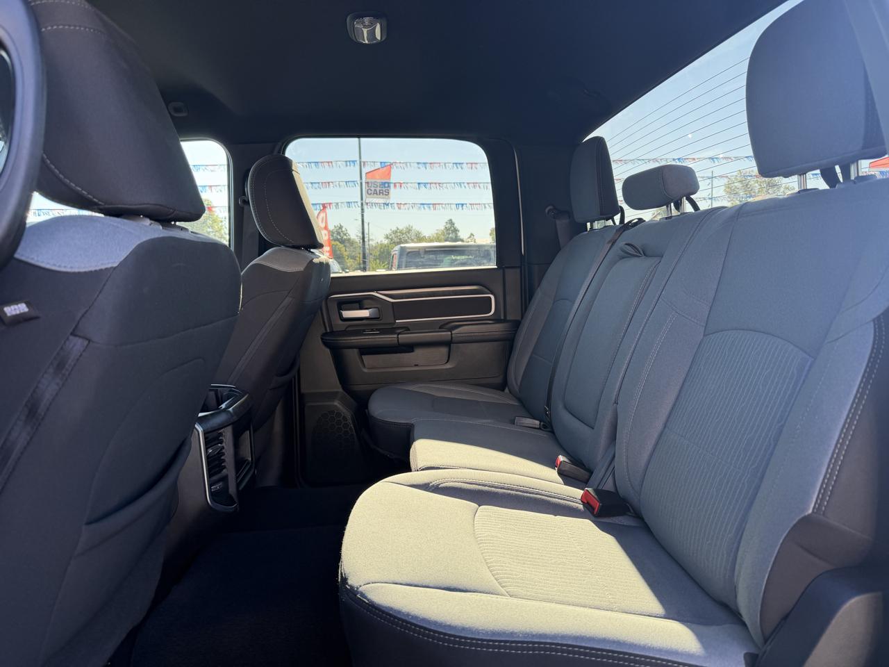 RAM 2500 Big Horn 4x4 Crew Cab 6'4" Box 2024