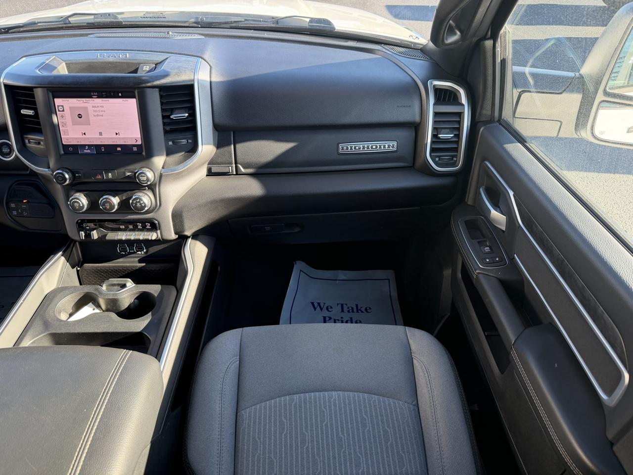 RAM 2500 Big Horn 4x4 Crew Cab 6'4" Box 2024