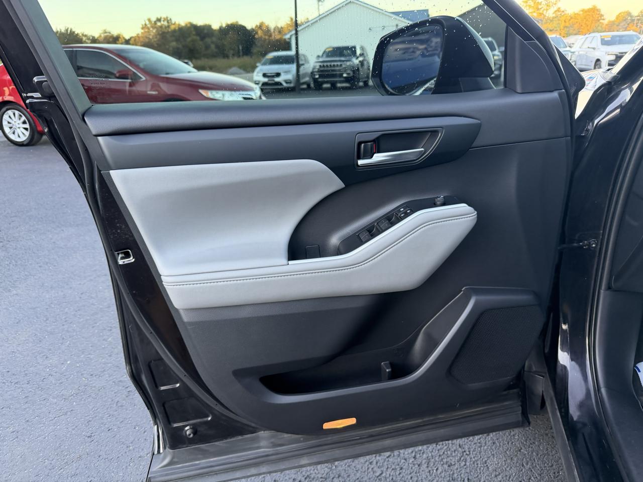 Toyota Highlander XLE AWD (Natl) 2020