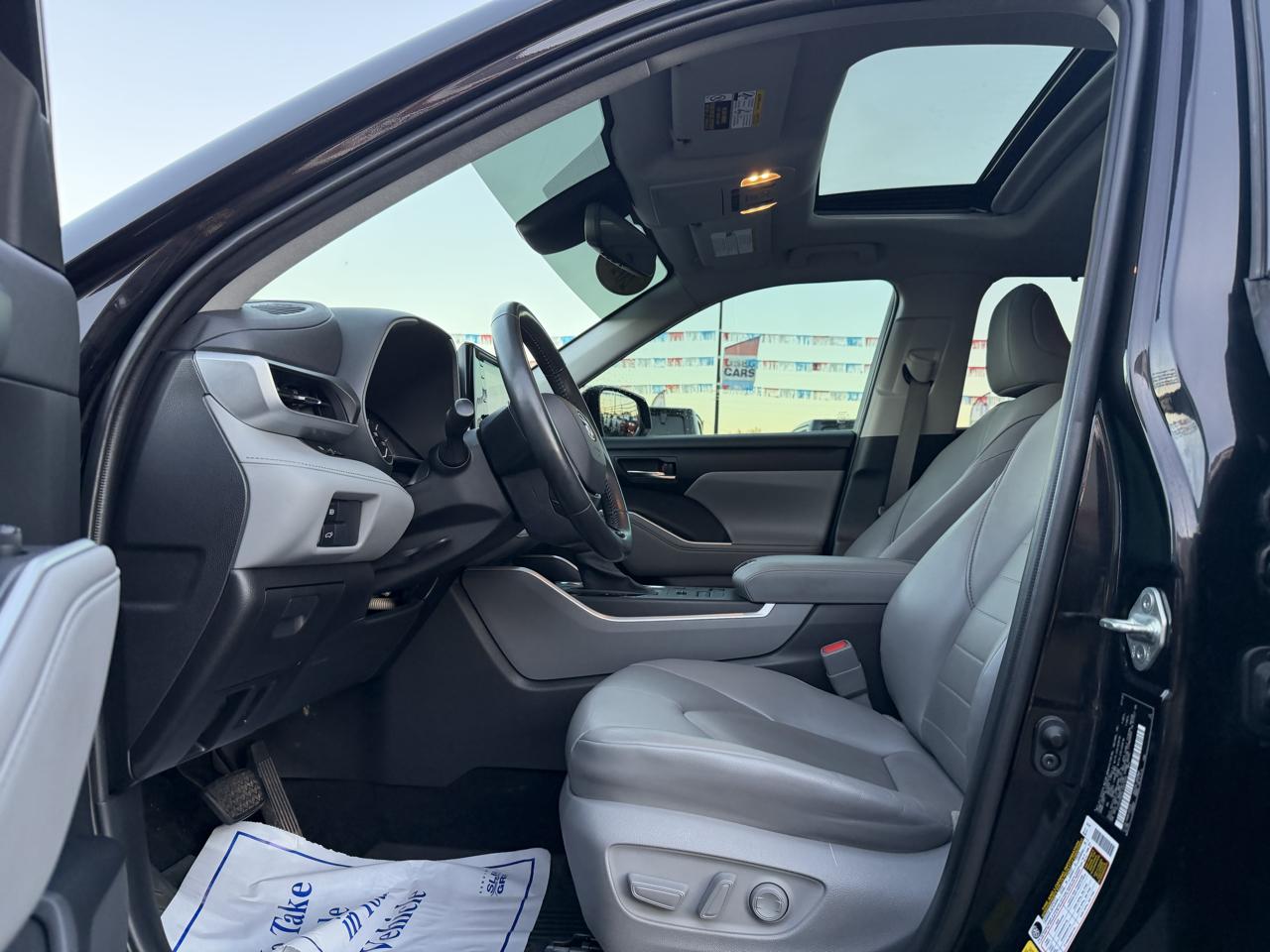 Toyota Highlander XLE AWD (Natl) 2020