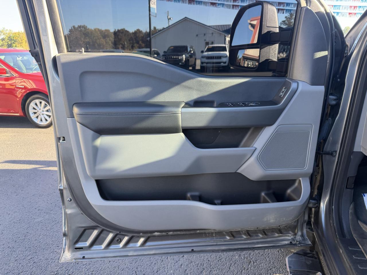 Ford F-350 photo 12