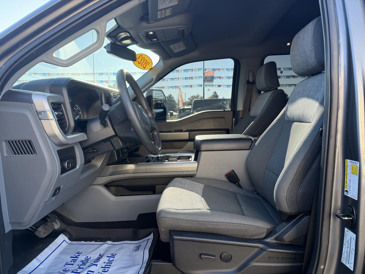 Ford F-350 photo 14