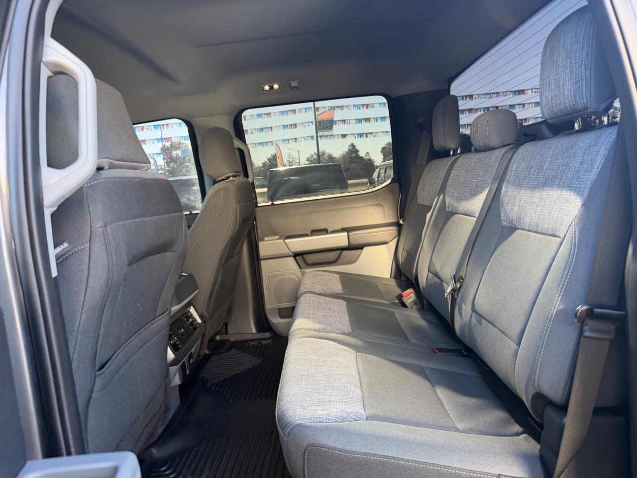 Ford F-350 photo 17