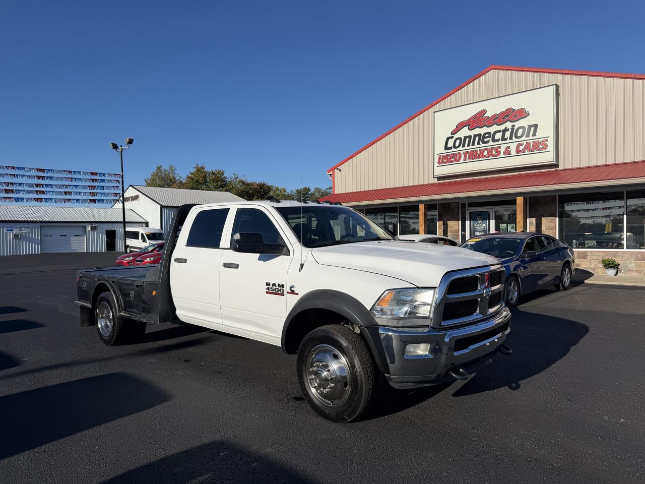 RAM 4500 4WD Crew Cab 173" WB 60" CA Tradesman 2016