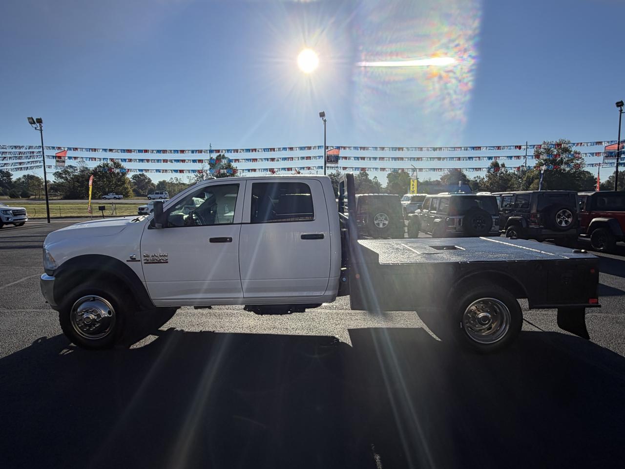 RAM 4500 4WD Crew Cab 173" WB 60" CA Tradesman 2016