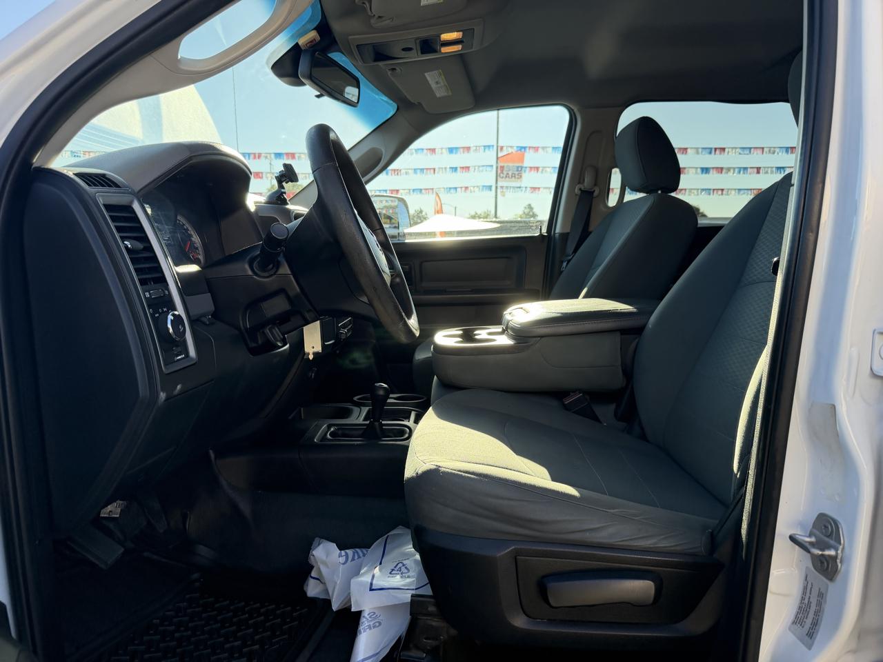 RAM 4500 4WD Crew Cab 173" WB 60" CA Tradesman 2016