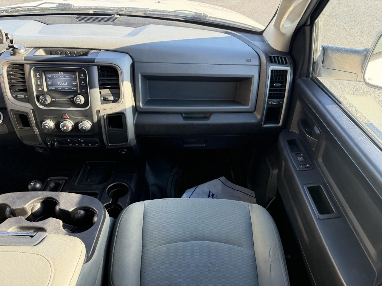RAM 4500 4WD Crew Cab 173" WB 60" CA Tradesman 2016