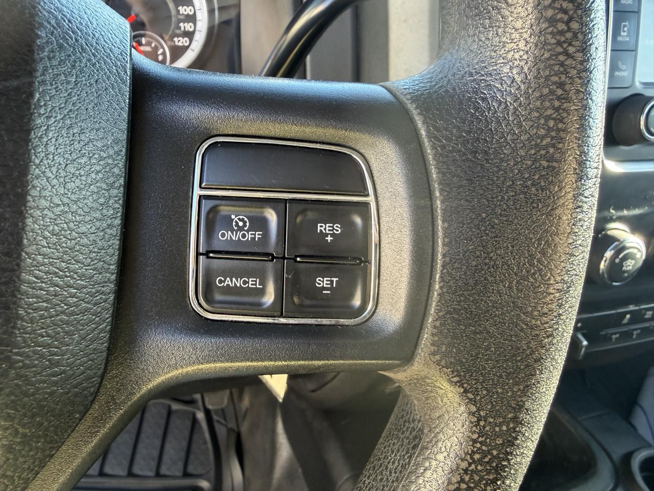 RAM 4500 4WD Crew Cab 173" WB 60" CA Tradesman 2016