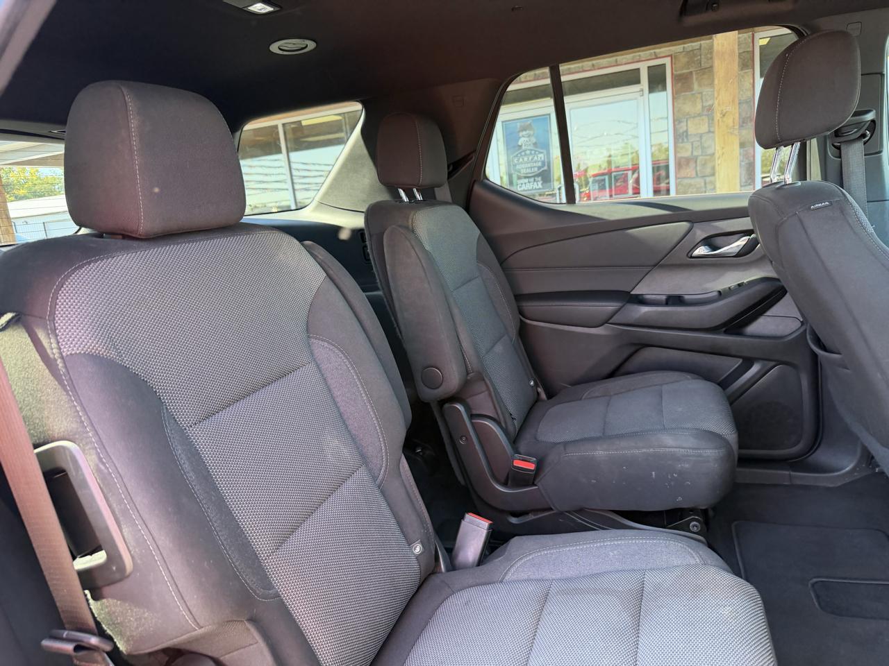 Chevrolet Traverse AWD 4dr LT Cloth w/1LT 2023