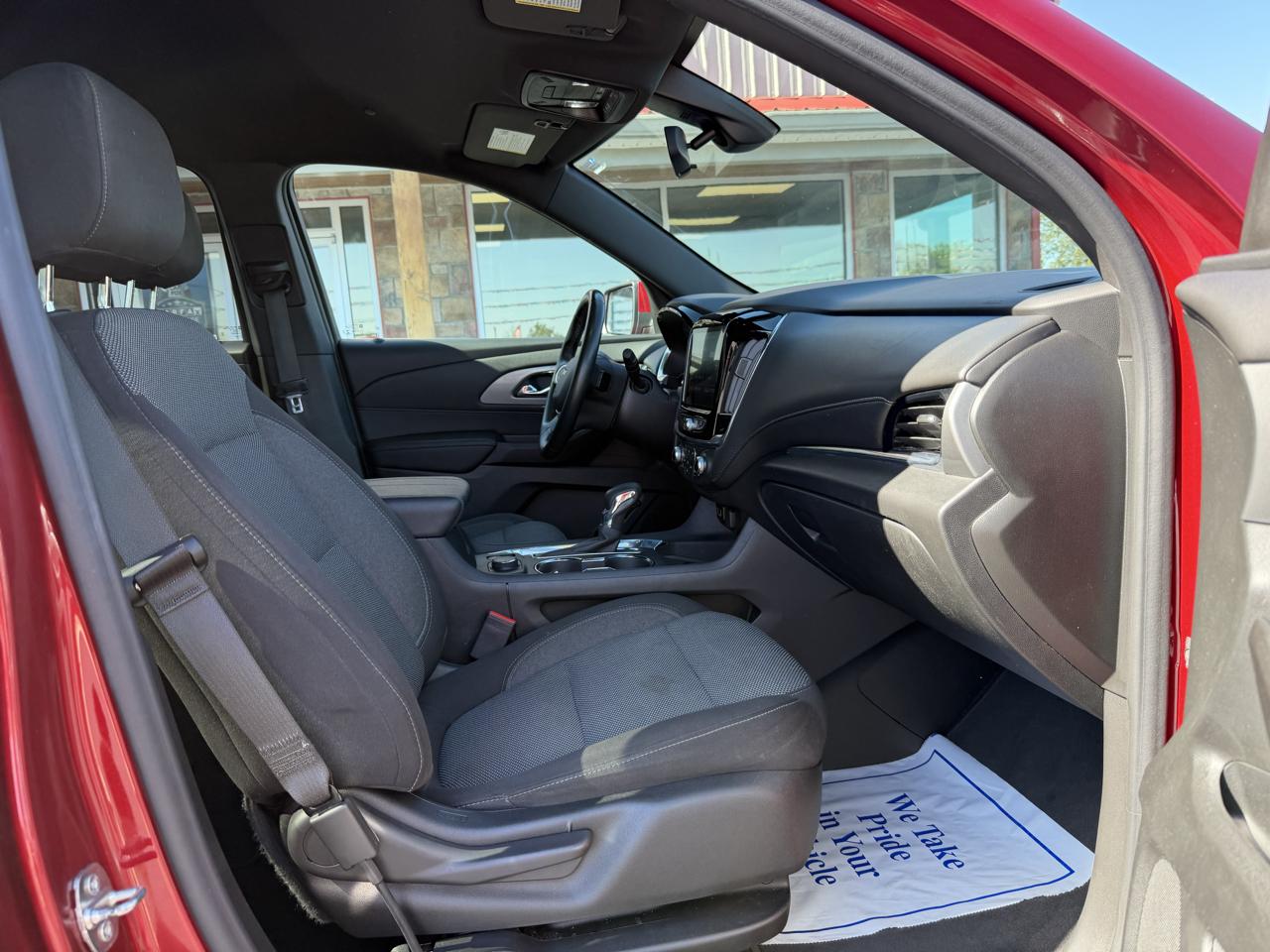Chevrolet Traverse AWD 4dr LT Cloth w/1LT 2023