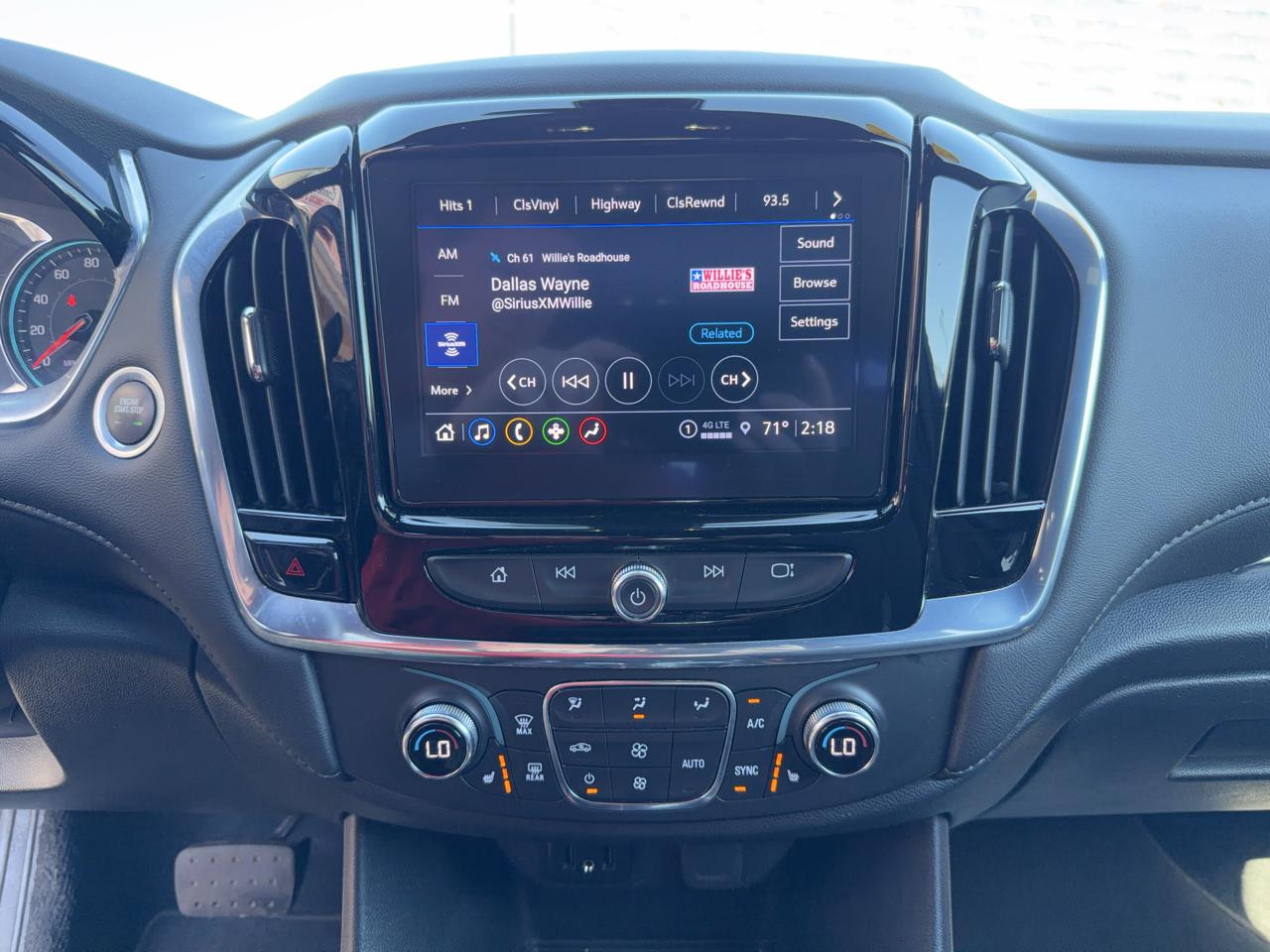 Chevrolet Traverse AWD 4dr LT Cloth w/1LT 2023