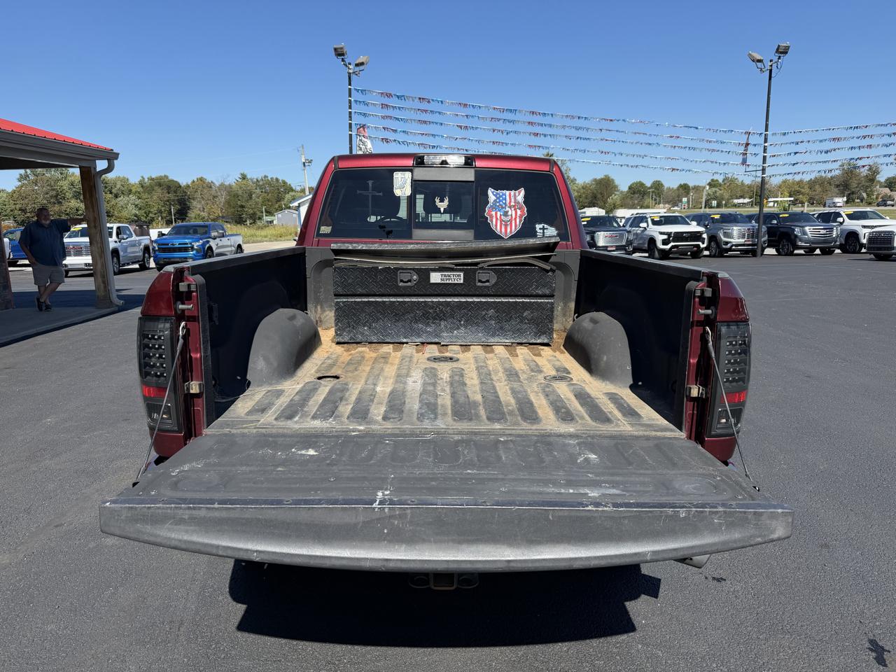 RAM 2500 Laramie 4x4 Mega Cab 6'4" Box 2017