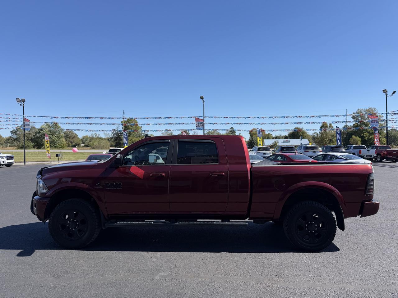 RAM 2500 Laramie 4x4 Mega Cab 6'4" Box 2017