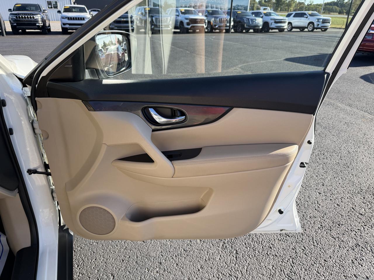Nissan Rogue FWD SV 2020