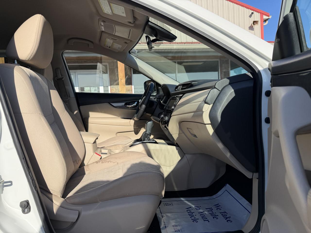 Nissan Rogue FWD SV 2020