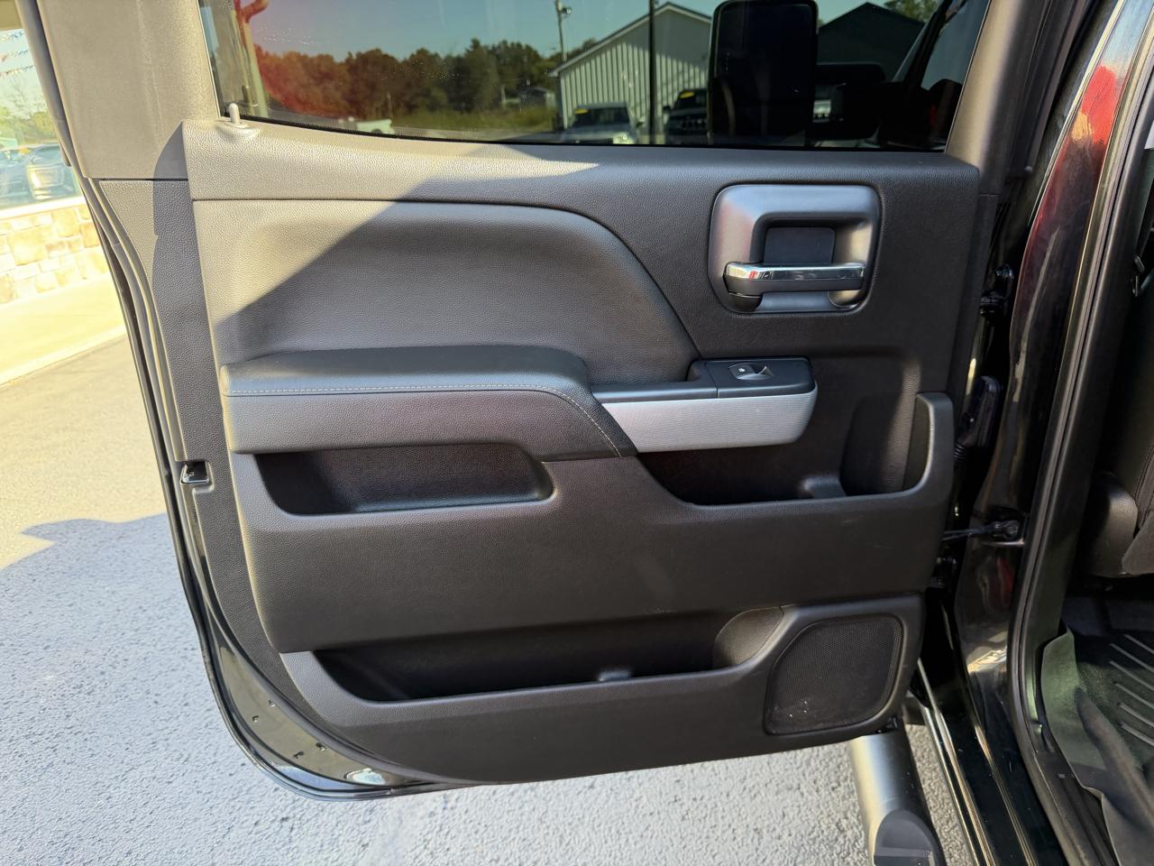Chevrolet Silverado 3500HD 4WD Crew Cab 154" LTZ 2018