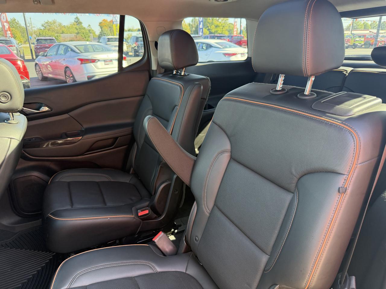 GMC Acadia AWD 4dr AT4 2021